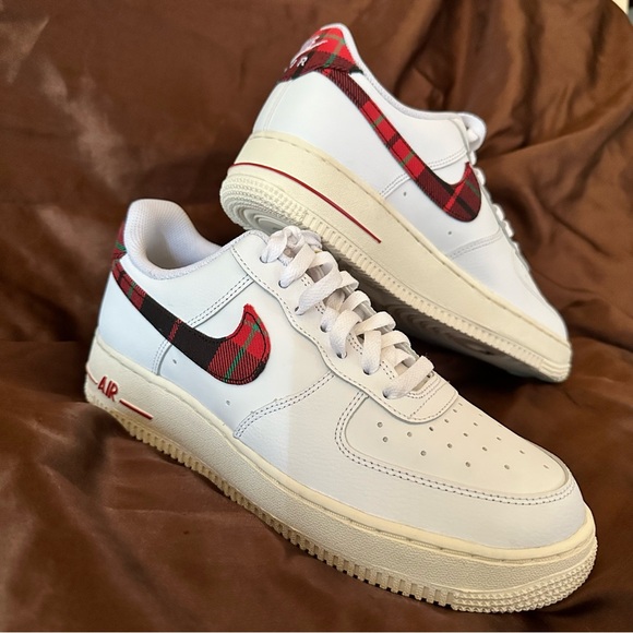 multicolor nikes mens